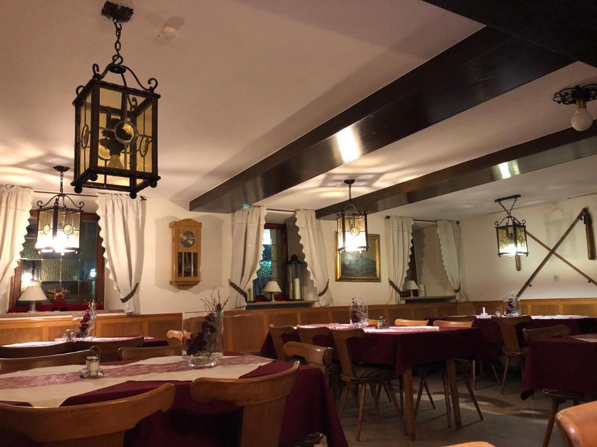 Gasthof Adler Schillingsfürst Extérieur photo